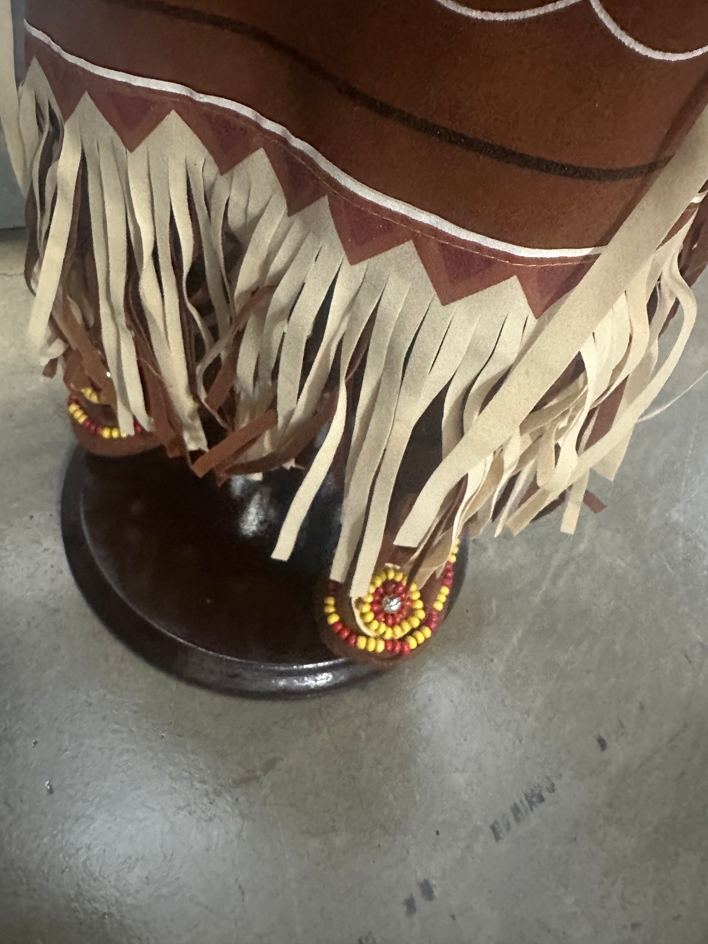 2 American Indian Dolls Porcelain “Midnight” And “South Wind”